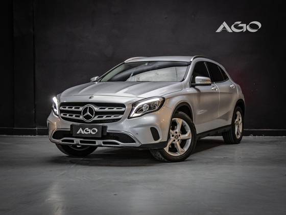 MERCEDES-BENZ GLA 200 1.6 CGI FLEX ADVANCE 7G-DCT